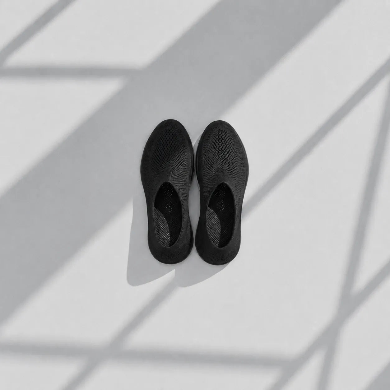 EXTRALOGIA FORM01 - showing full 3D printed upper and sole